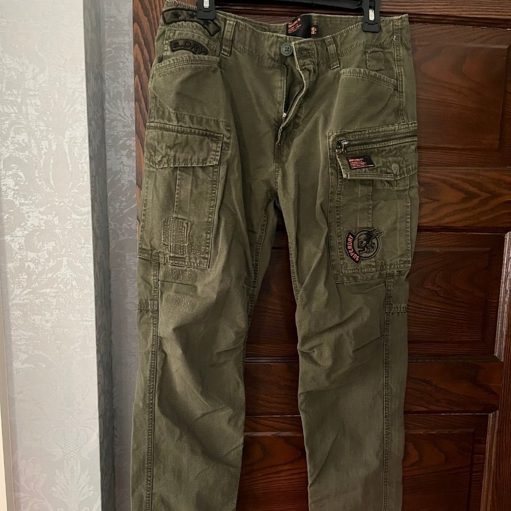 Men's Super Dry- Cargo pants- 32/32